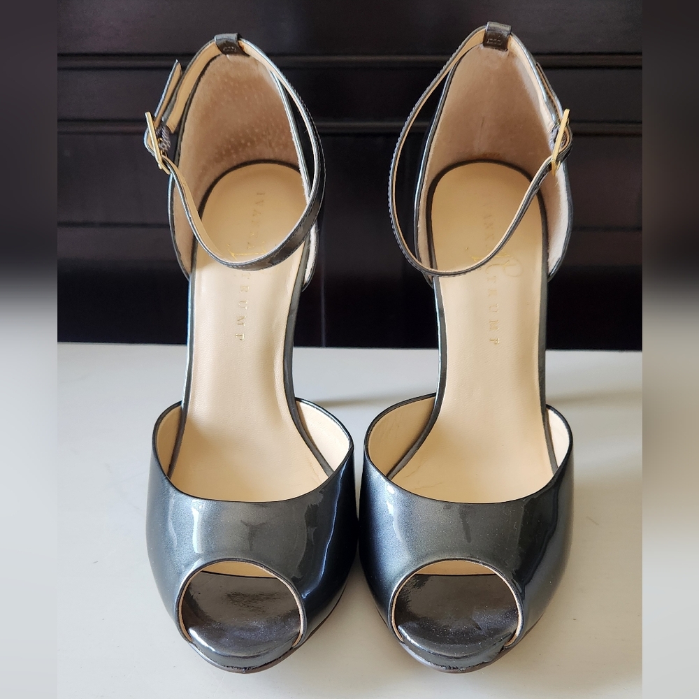 Ivanka Trump Gunmetal Patent Leather Peep Toe heels size 9